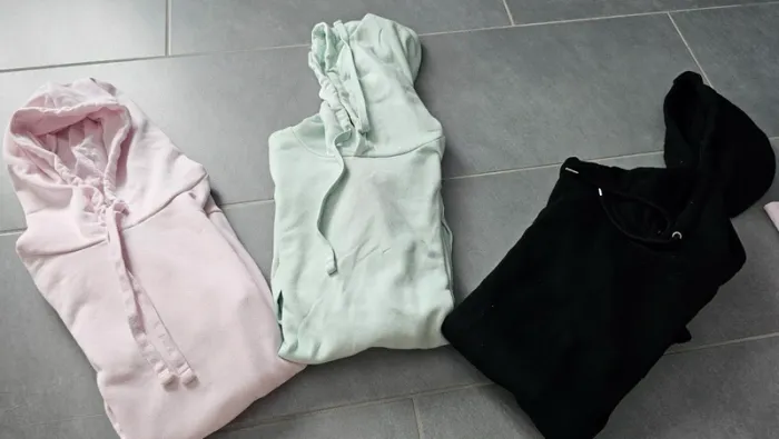 3 sweats - photo numéro 3