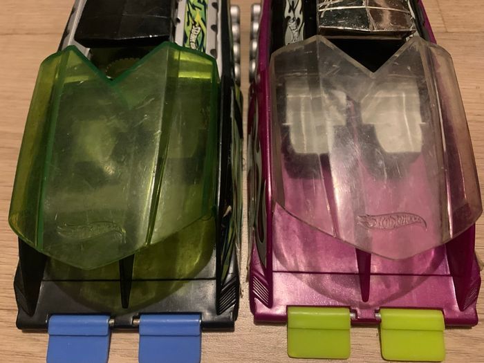 66 voiture hotwheels et2 hélicoptère avec 3 objet Hot wheels lanceur - photo numéro 6
