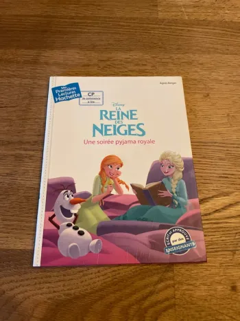Livre CP je commence à lire La reine des neiges Une soirée pyjama royale