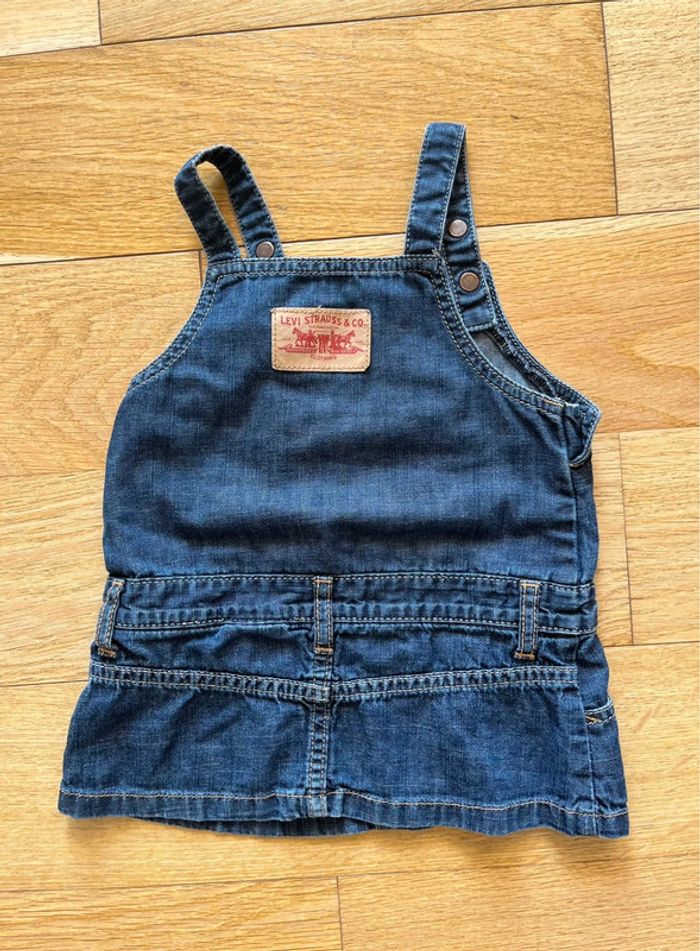 👶 Robe salopette en jean Levi’s – 6 mois 👶 - photo numéro 3