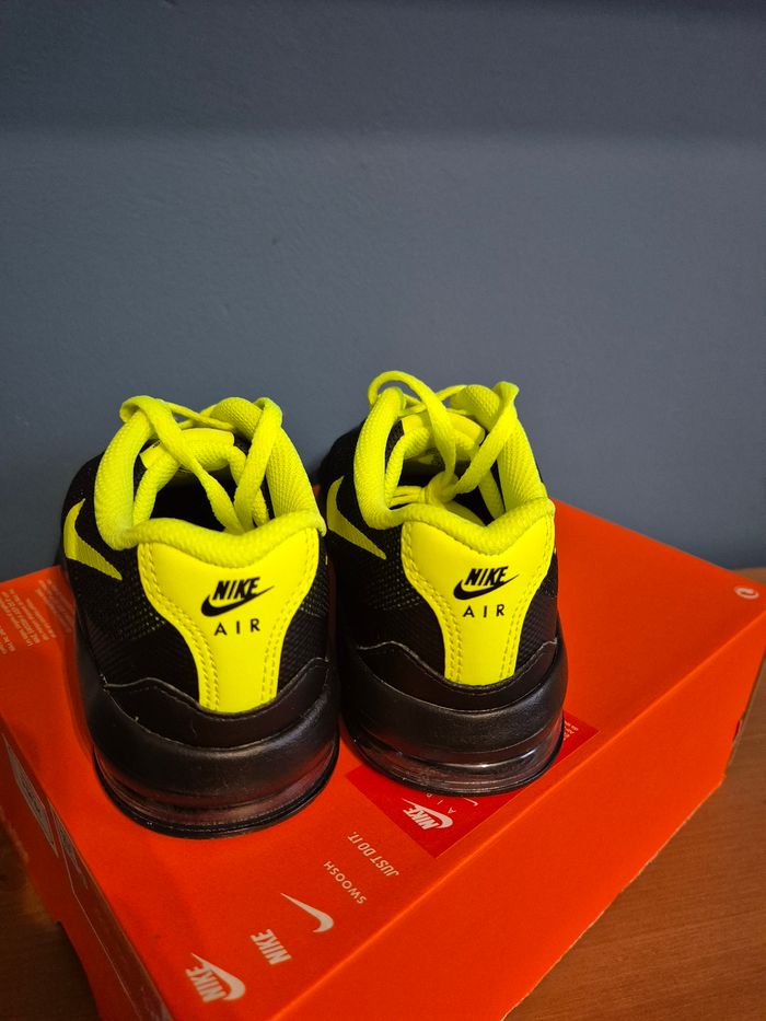 Nike air max invigor pointure 34 - photo numéro 6