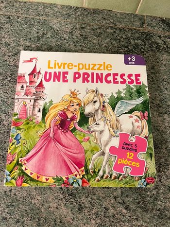 Livre puzzle une princesse