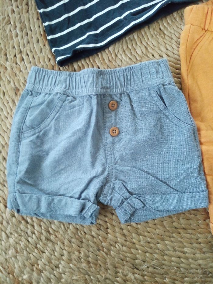 Lot de vêtements - photo numéro 3