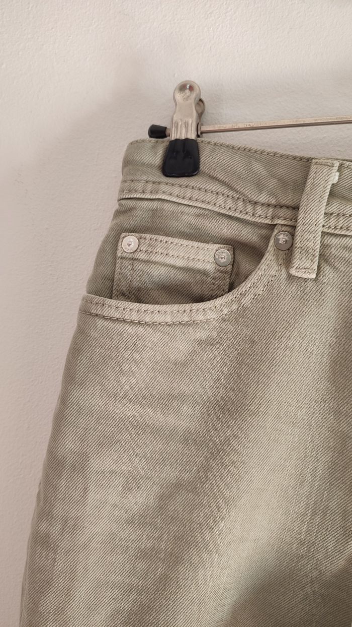 Jean  gris 16ans next - photo numéro 3