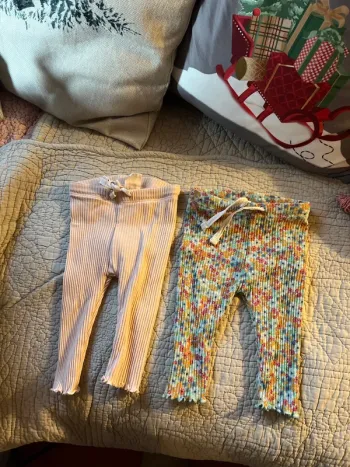 Lot 2 leggings