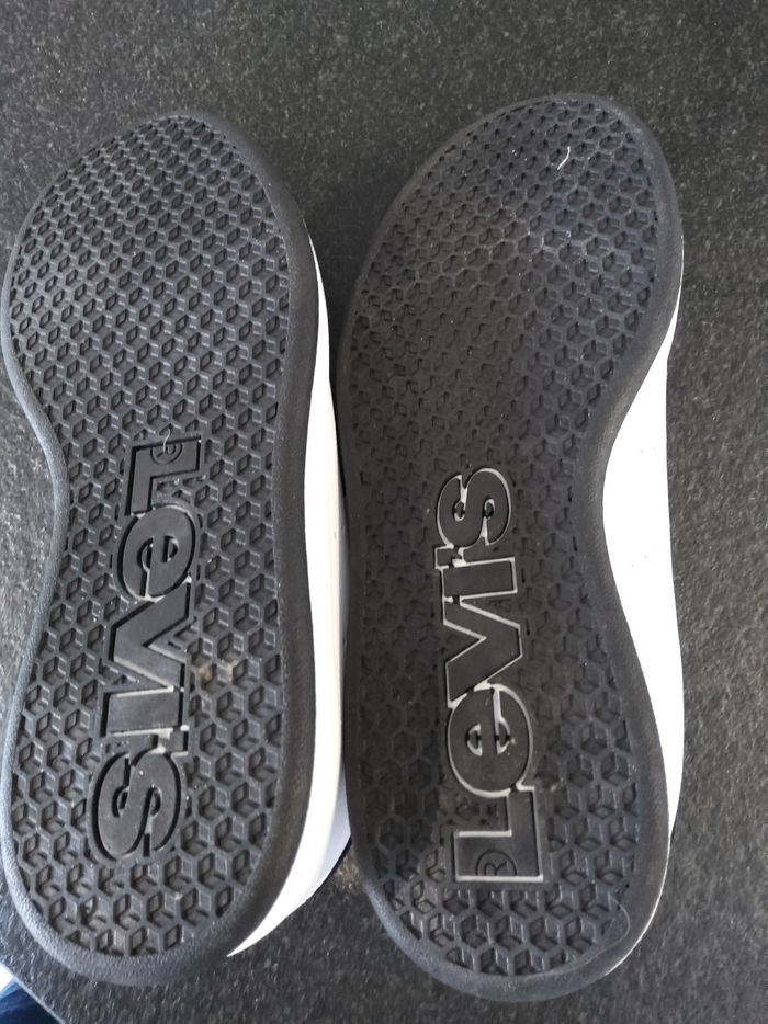 Tennis neuves Levi’s - photo numéro 6