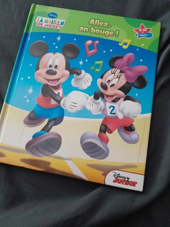 Livre la maison de mickey
