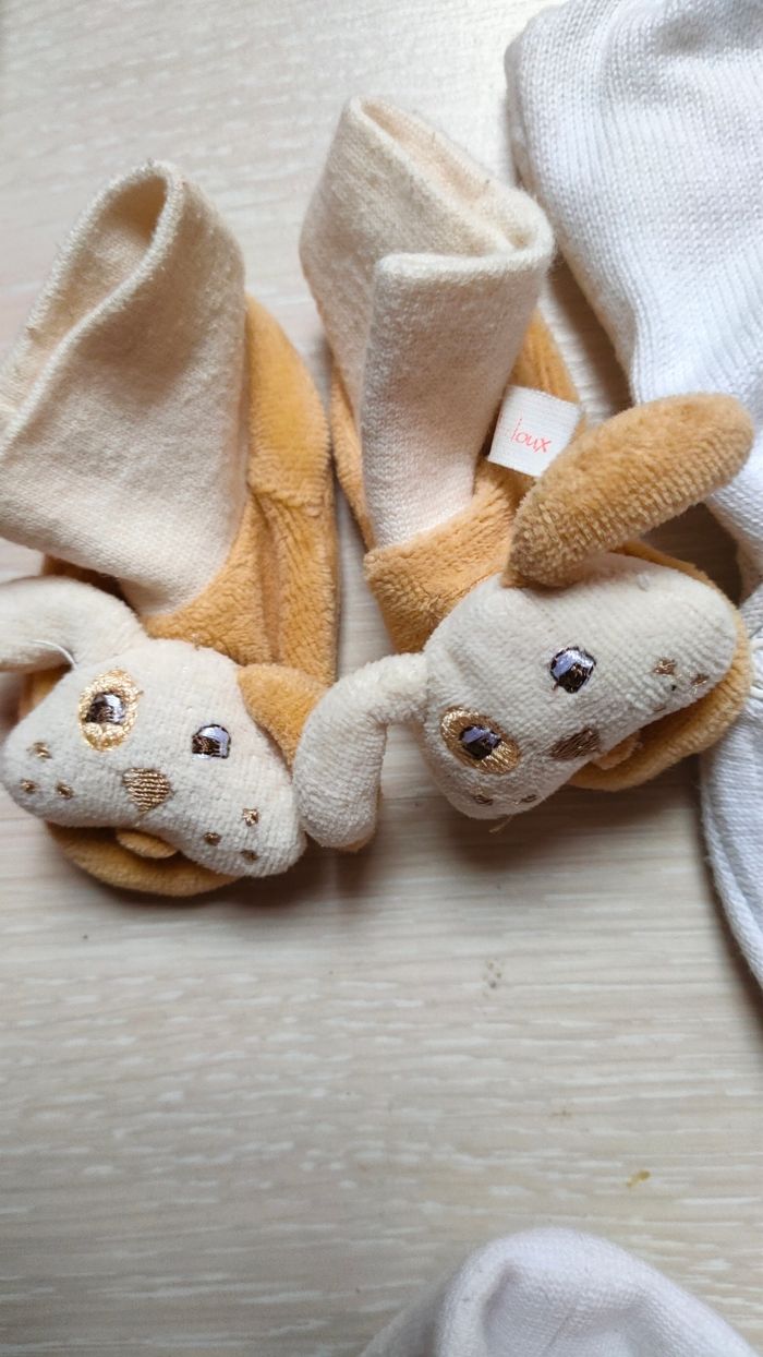 Lot vêtements un mois mixte - photo numéro 6