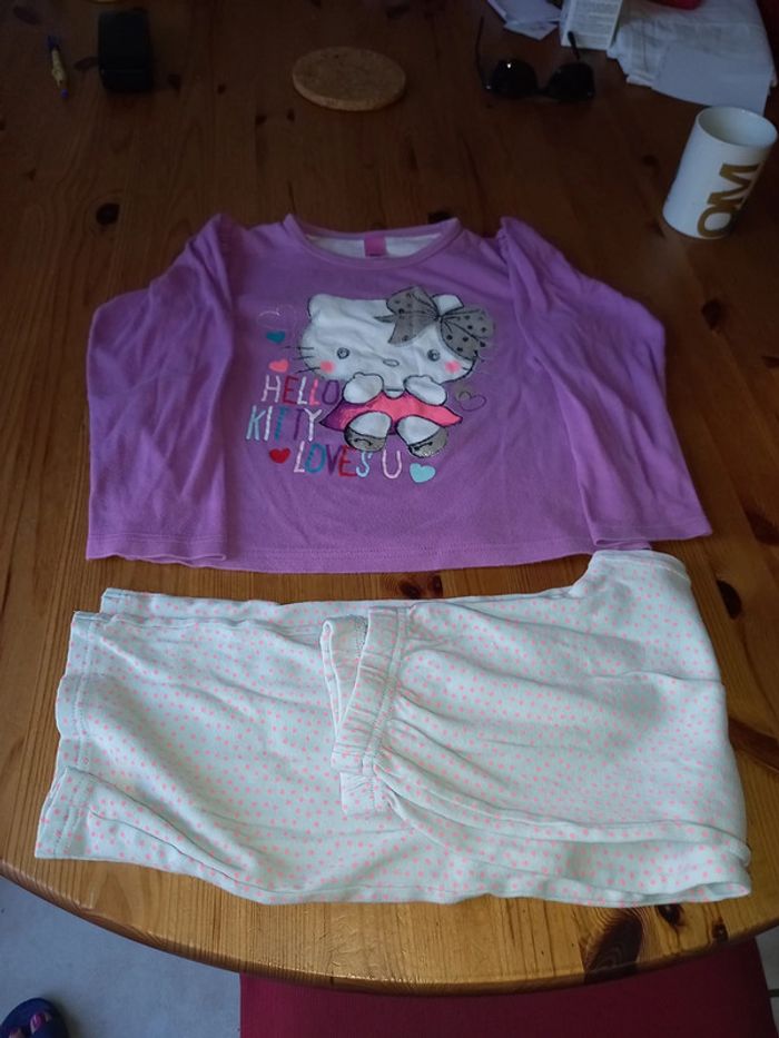 Pyjamas 8ans - photo numéro 2