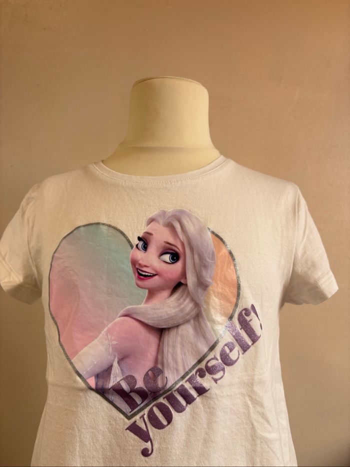 T-shirt fille taille 122/128 - photo numéro 2