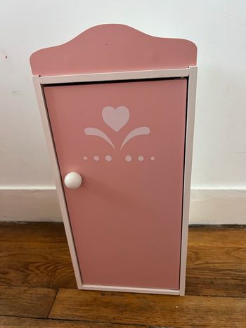 Armoire pour poupon