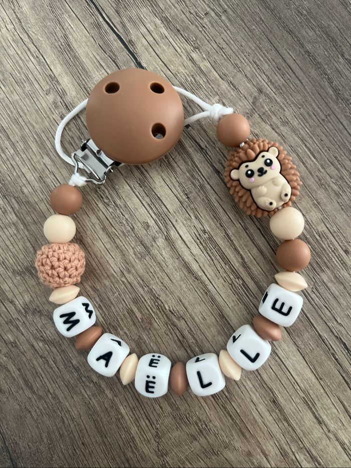 Attache tétine personnalisée hérisson 3D - photo numéro 2