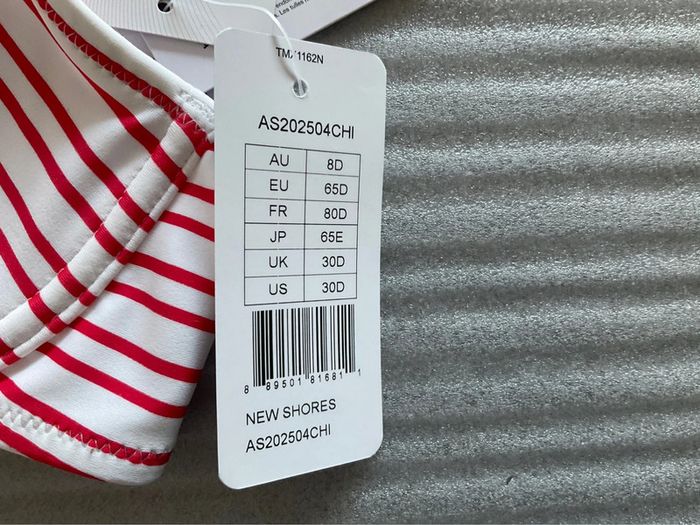 Haut maillot rouge et blanc Freya neuf - photo numéro 2