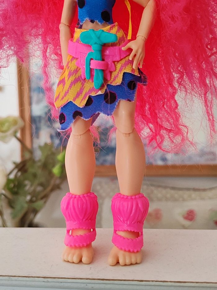 Poupée cave club rose emberly - photo numéro 4