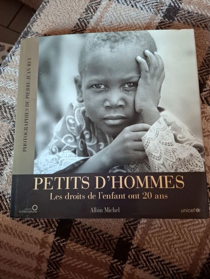 Petits d'hommes