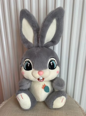 Peluche Lapin brodé gris