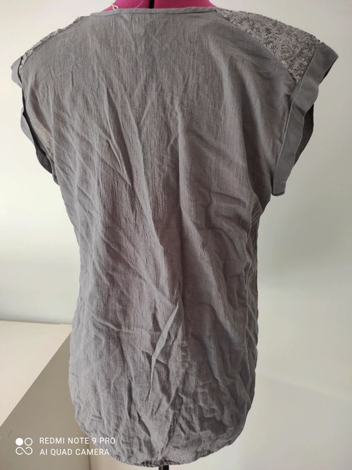 Blouse esprit t40 neuve - photo numéro 2