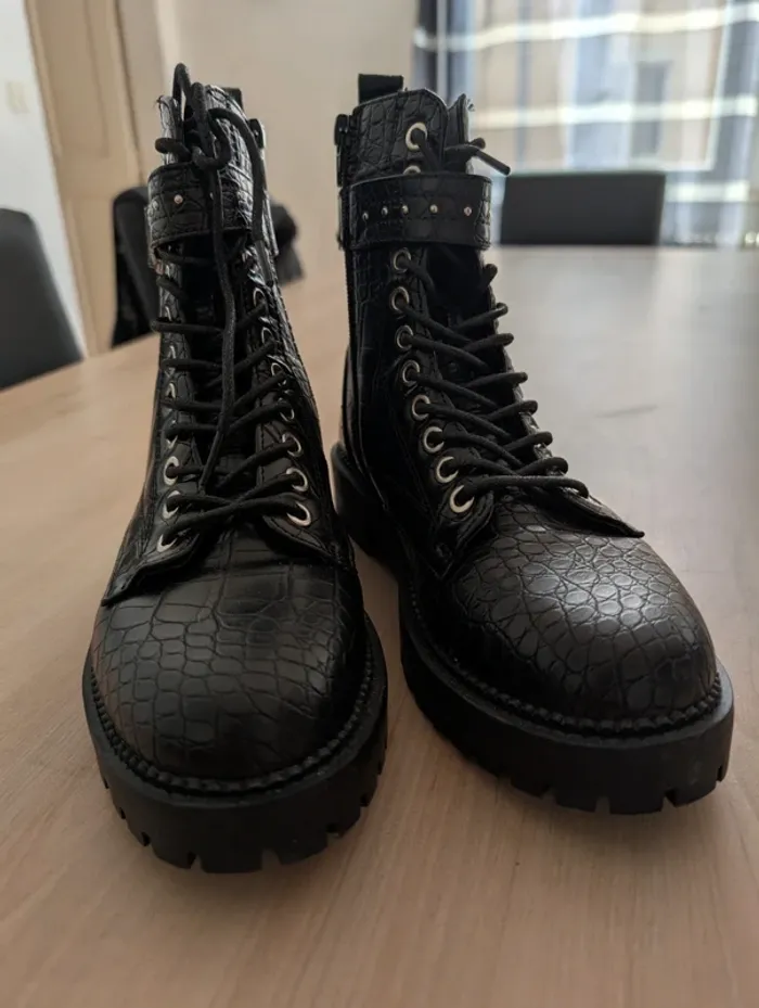 Bottines pointure 36. - photo numéro 4