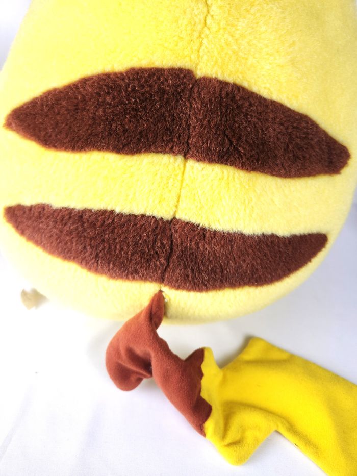 Peluche Pokémon Pikachu Vintage 1999 - Jumbo Plush - Hasbro Tomy - Rare - photo numéro 5
