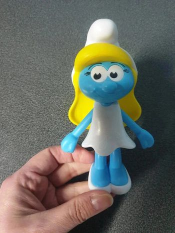 Figurine articulée schtroumpfette