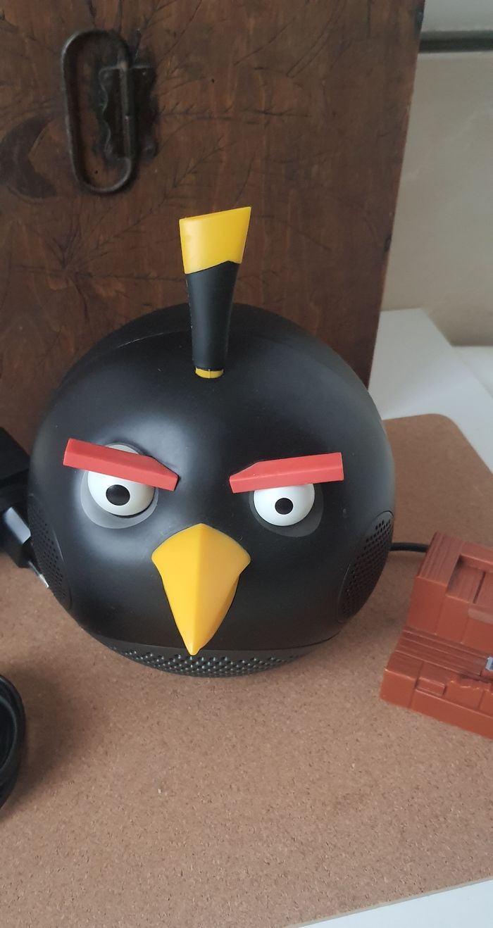 Haut-parleur "Gear4 Angry Birds" stéréo avec alimentation et télécommande - photo numéro 2