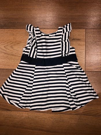 Robe fille kiabi 1 mois 🌺 très bon état