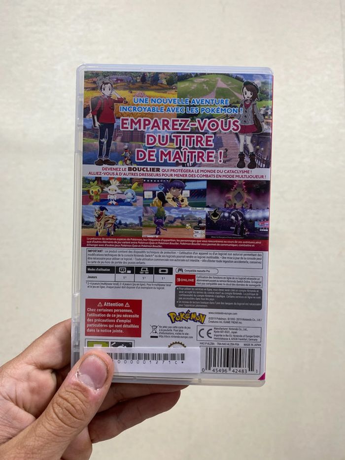 🎮 Jeu Nintendo Switch - Pokémon Bouclier 🇫🇷 - photo numéro 2