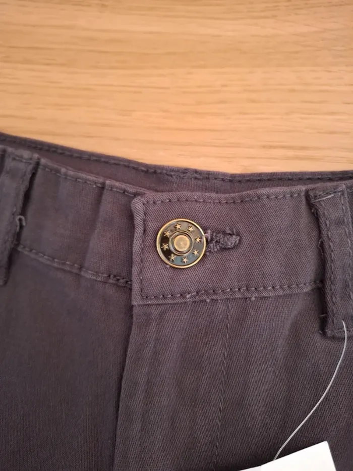 Pantalon 8 ans - photo numéro 3