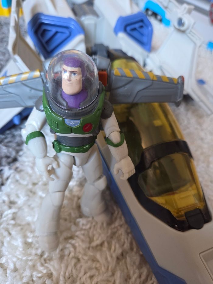 Avion buzz l'éclair - photo numéro 2