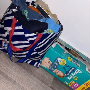 Lot de vêtements garçon taille 12 mois