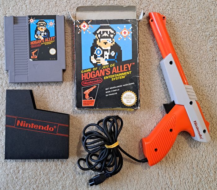 🎮 Hogan's Alley en boite + pistolet Zapper Nintendo NES - photo numéro 2
