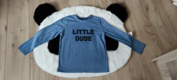 🐼T-shirt manches longues Primark 128 cm tres bon état 🐼
