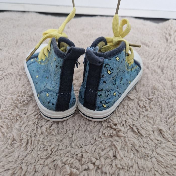 Chaussure taille 22 - photo numéro 4