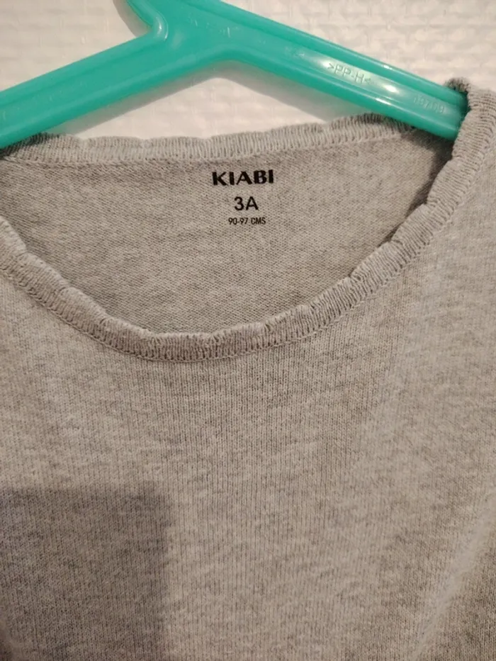 Lot de 2 pull Kiabi taille 3 ans - photo numéro 3