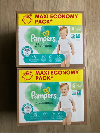 124 couches Pampers harmonie taille 6