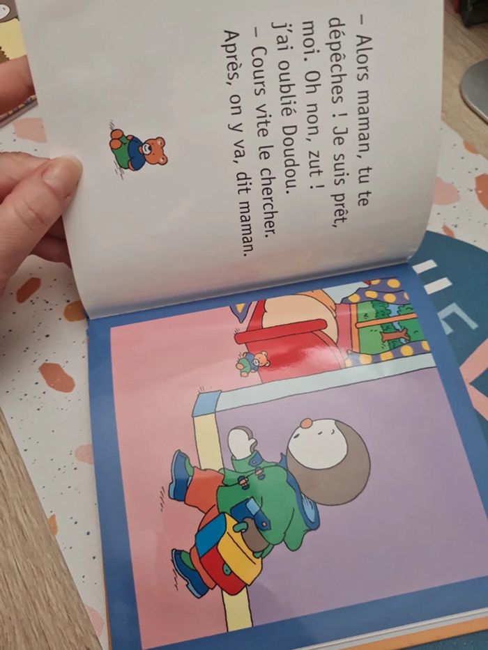 Livre T'choupi n°14 : T'choupi rentre à l'école - photo numéro 4
