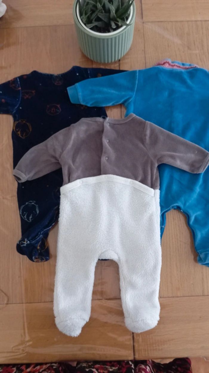 Lot de 7 pyjamas - photo numéro 3