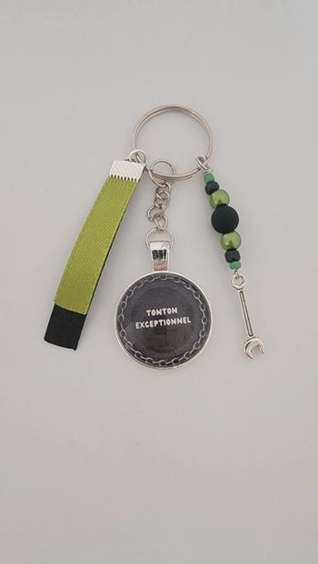 Cadeau tonton, porte clé message " tonton exceptionnel "