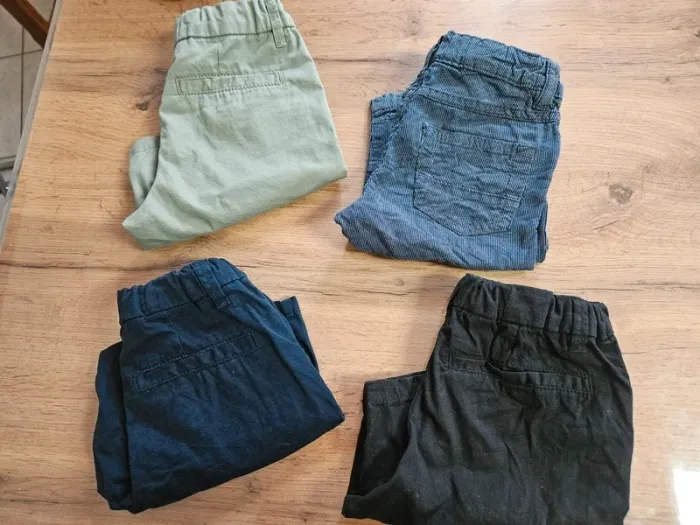 Lot de 4 short chino h&m 104 cm
