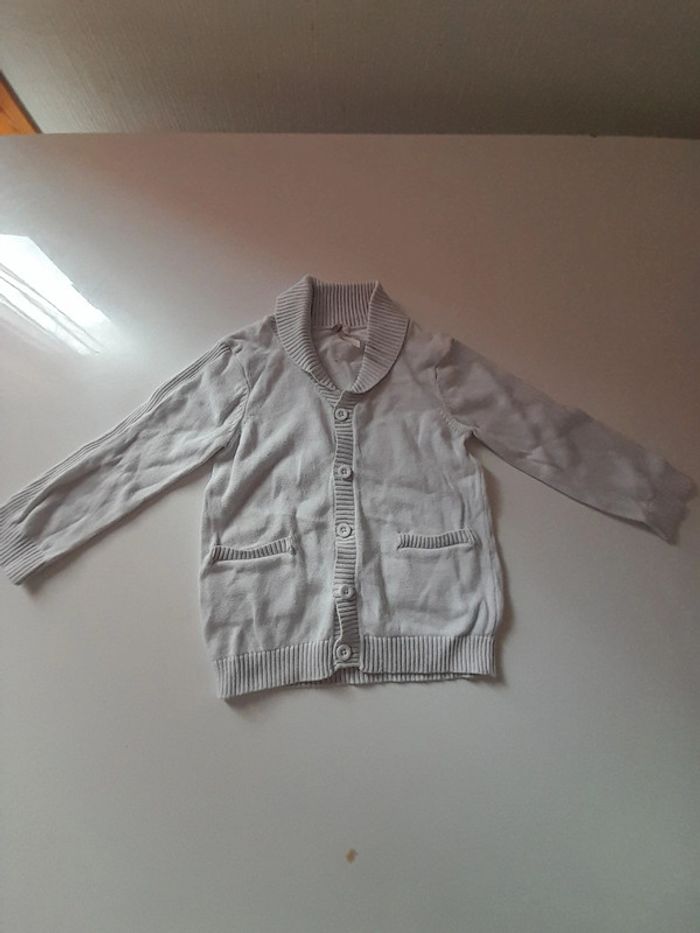 Gilet blanc avec boutons