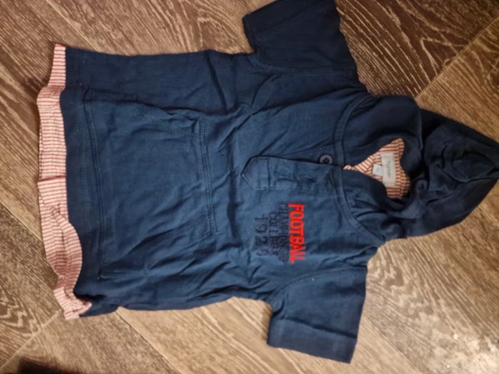 Lot polos et tee-shirt garcon