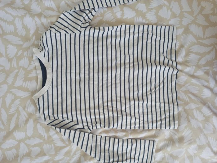 Ensemble jogging et t-shirts - photo numéro 4