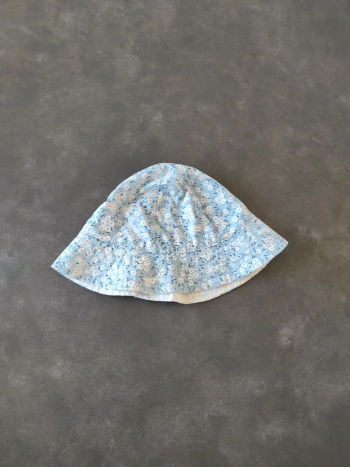 Chapeau 18-24 réversible