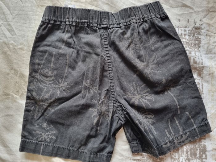 Short garçon 3ans - photo numéro 3
