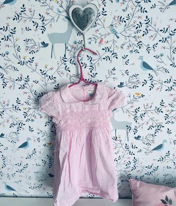 Jolie robe dans le style vintage 9-12mois comme neuve