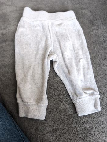 Bas de pyjama ou pantalon 6 mois