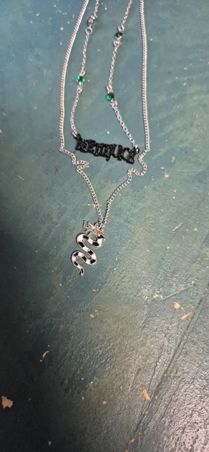 Collier beetlejuice - photo numéro 3