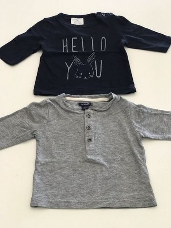 Lot de 2 t-shirt bébé Hello et tunisien 1 mois