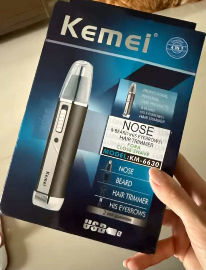 Tondeuse pour le nez et les oreilles - photo numéro 1