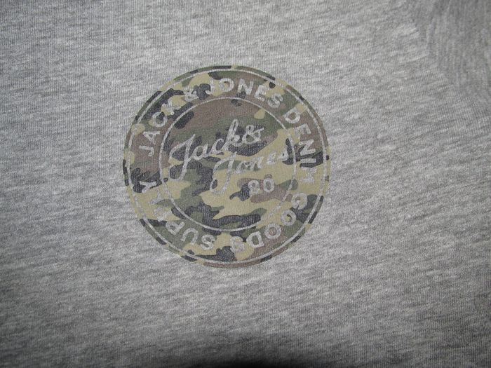 tshirt taille M Jack & Jones - photo numéro 2